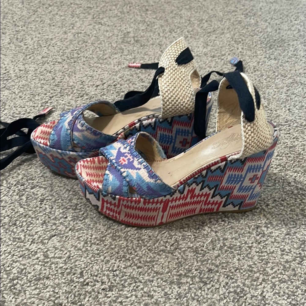 Theodora and Callum lace up wedges - Multicolor